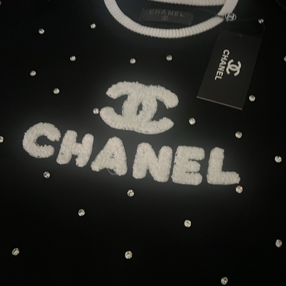 Women shirt size S/M - Picture 2 of 3